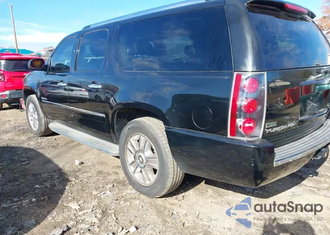 2010 GMC Yukon Xl 1500 Denali z USA, uszkodzony, nr VIN 1GKUCMEF8AR175871
